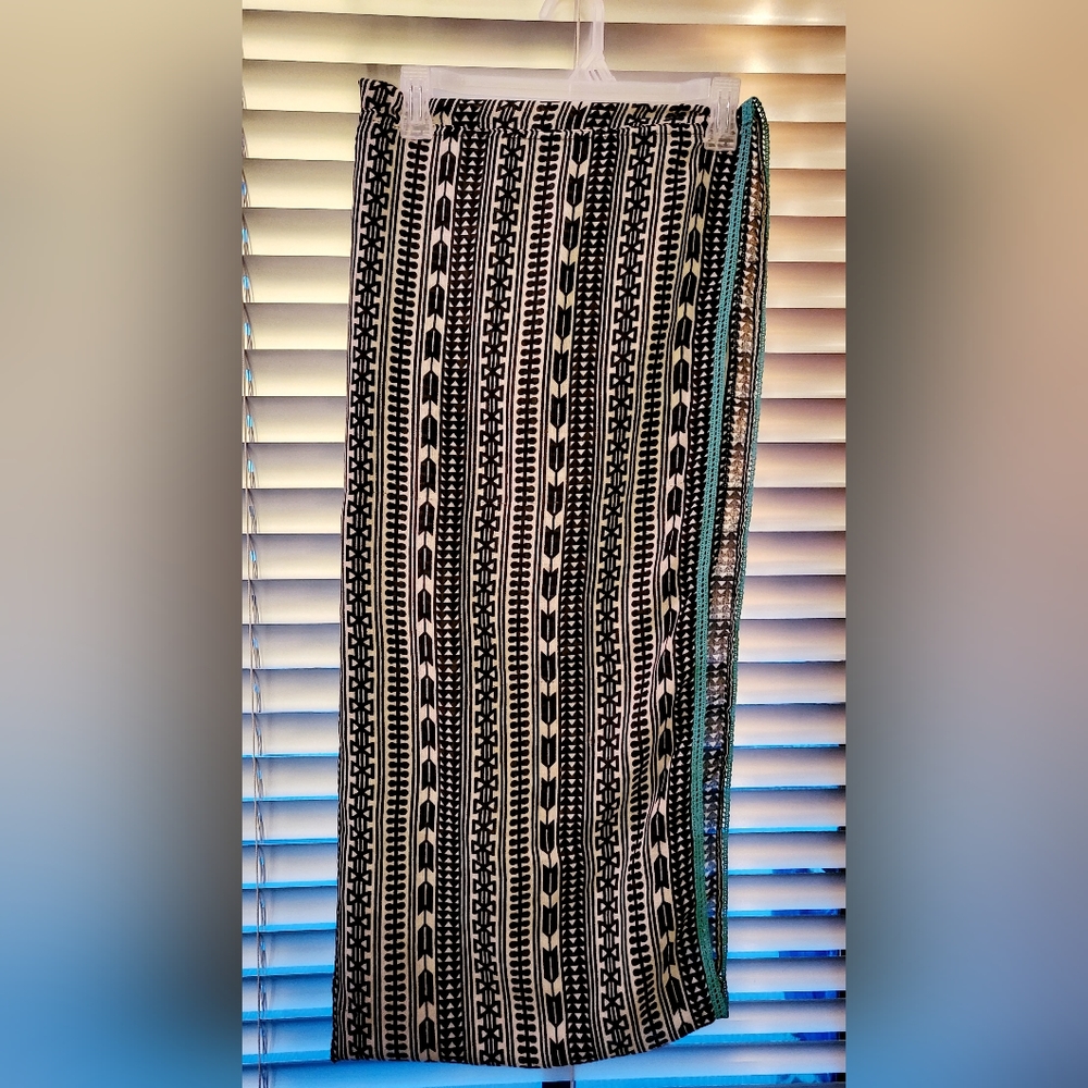 Infinity ScarfTurquoise Crochet Edging - Picture 9 of 9